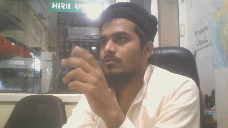 Moazzam Mirza talking about islam religion (Ahmedabad) - 1*e2ZA0x7IDVBJ7yHbHfsagg